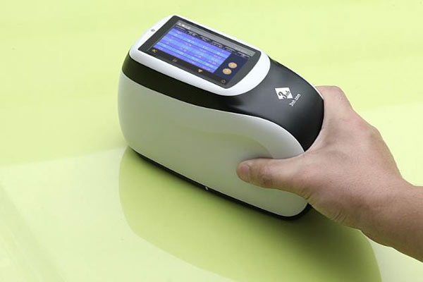 多角度色差儀在汽車(chē)車(chē)身油漆色差檢測(cè)與管理中的應(yīng)用